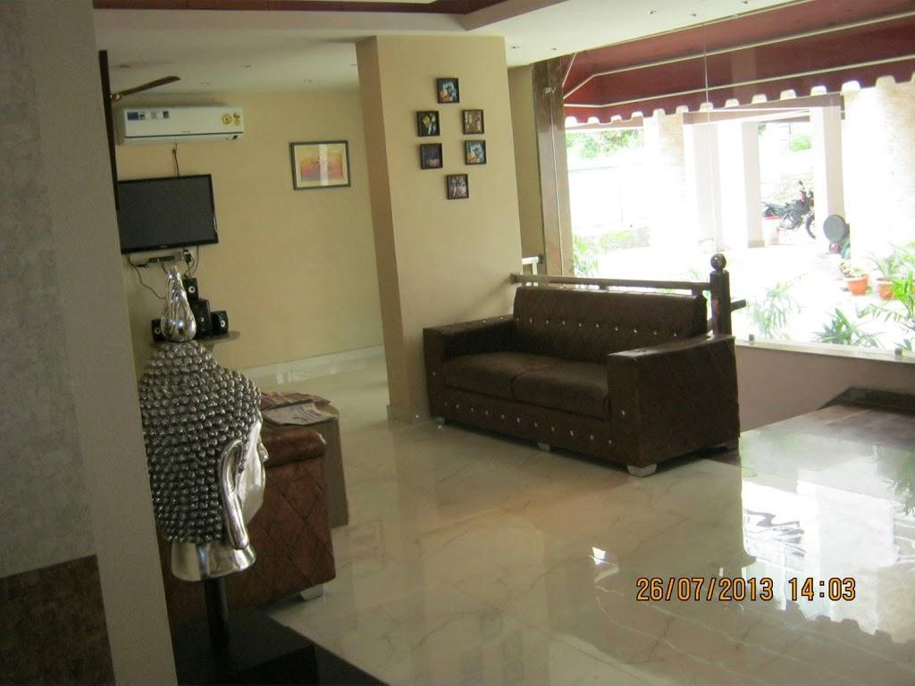 The Royal Court Hotel Nainital Ngoại thất bức ảnh